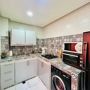 https://apartment-with-nice-private-terrace-and-parking.marrakeshhotelsmorocco.com