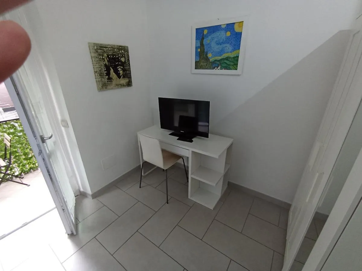 Apartament Famagosta Milanoアパートメント イタリア